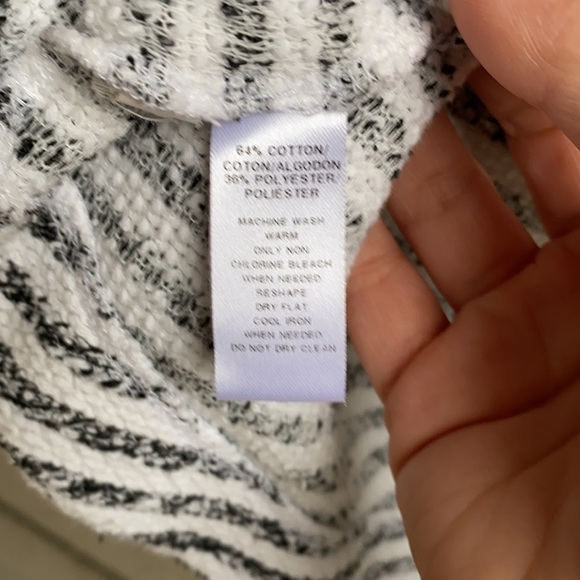 Ann Taylor Loft Fine Knit Lightweight Top - Picture 6 of 8